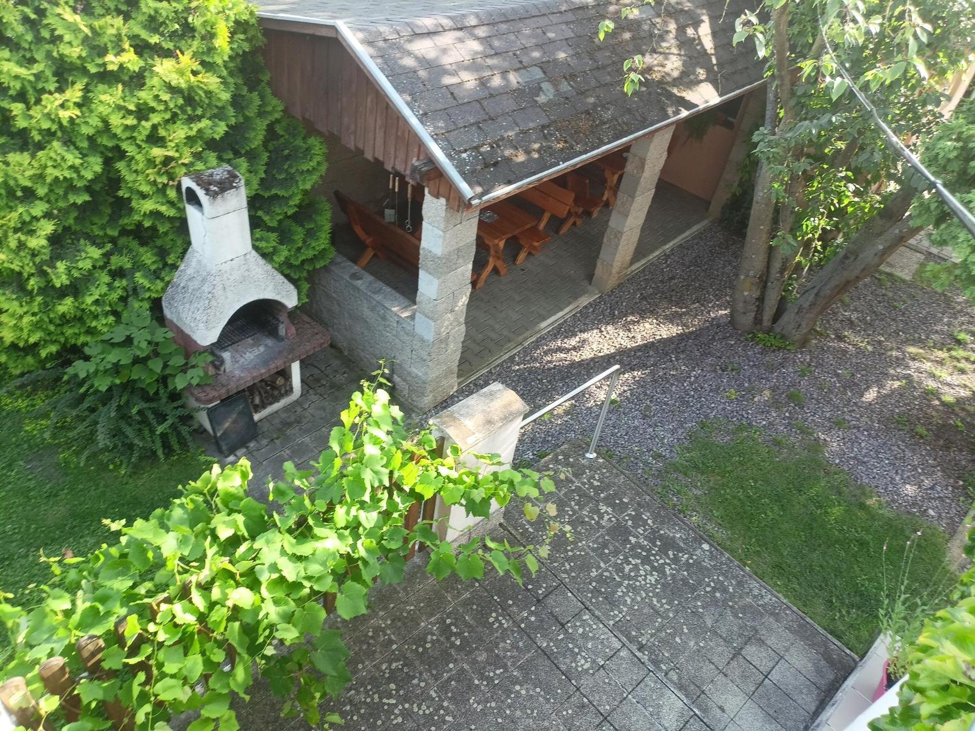 Hotel Dom v Záhrade Podhájska Exterior foto